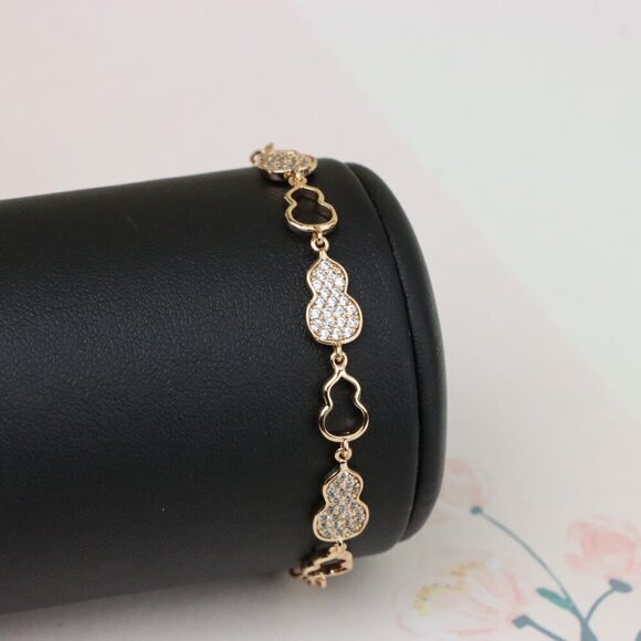 "Elegant Rose Gold Gourd Design Bracelet with Crystal Accents, XPBL0918 - Picture 11 of 13